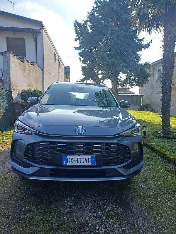Usata MG ZS Comfort 97 CV (71 kW) 2025 Grigio SUV