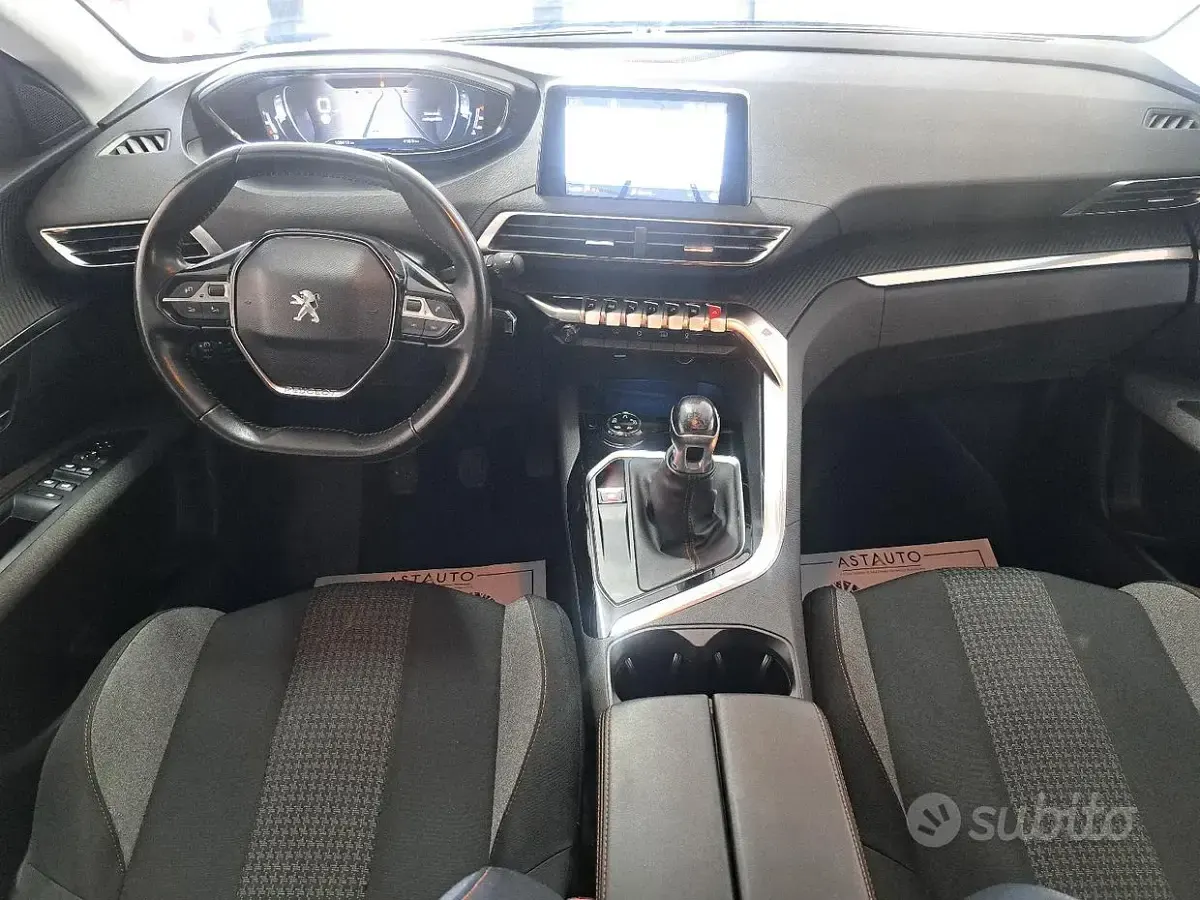 Usata Peugeot 3008 131 CV (96 kW) 2020 SUV