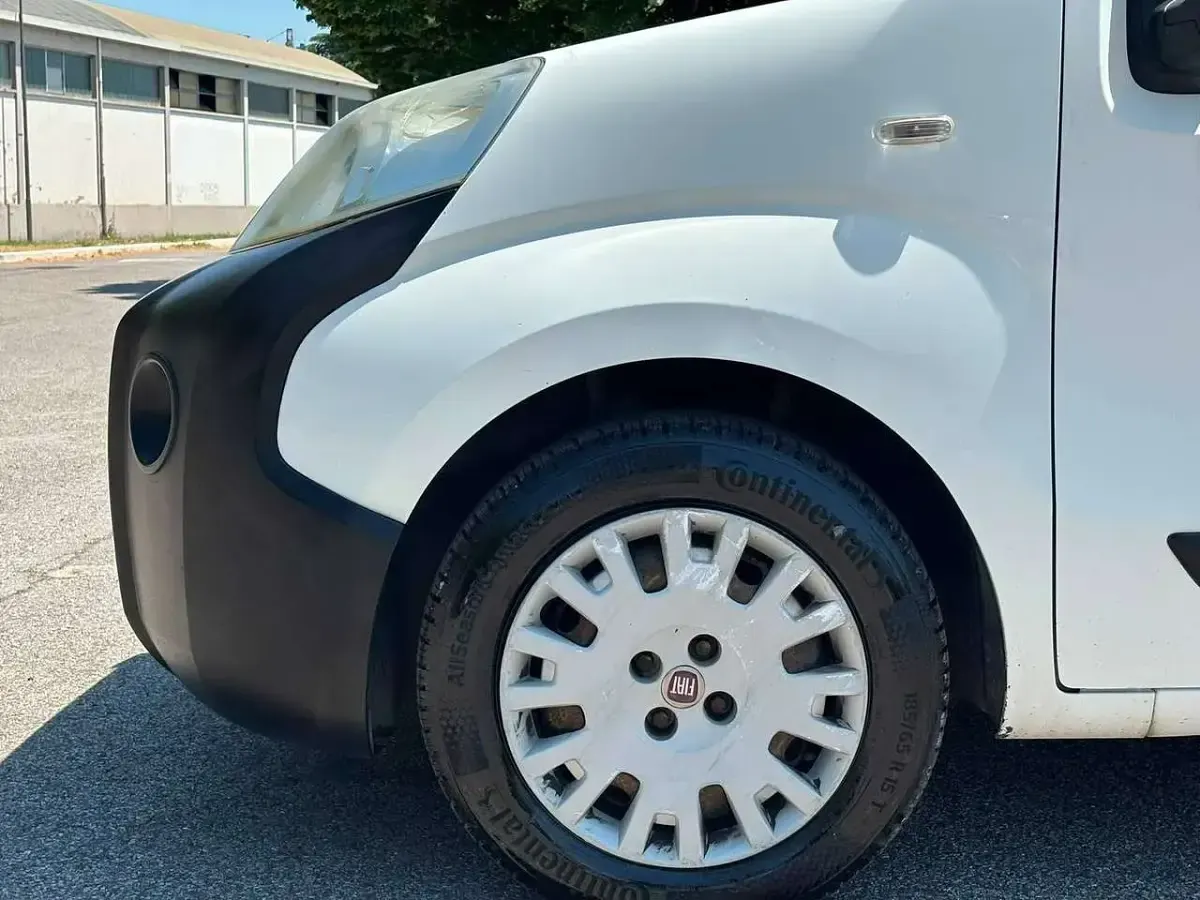 Usata Fiat Fiorino 75 CV (55 kW) 2008 Bianco Monovolume