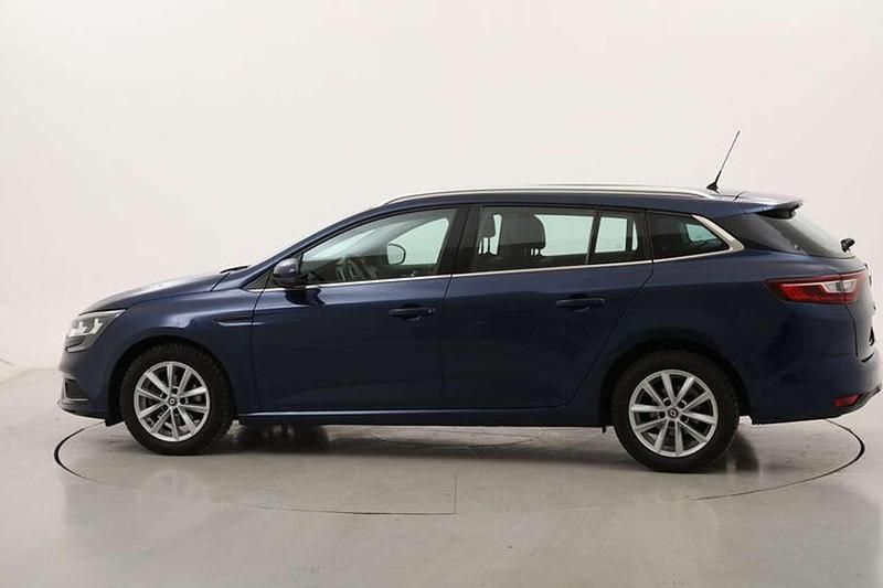 Usata Renault Mégane GrandTour Business 95 CV (69 kW) 2019 Blu Station wagon