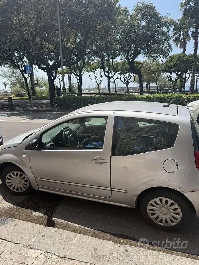 Usata Citroën C2 60 CV (44 kW) 2004 Grigio Utilitaria
