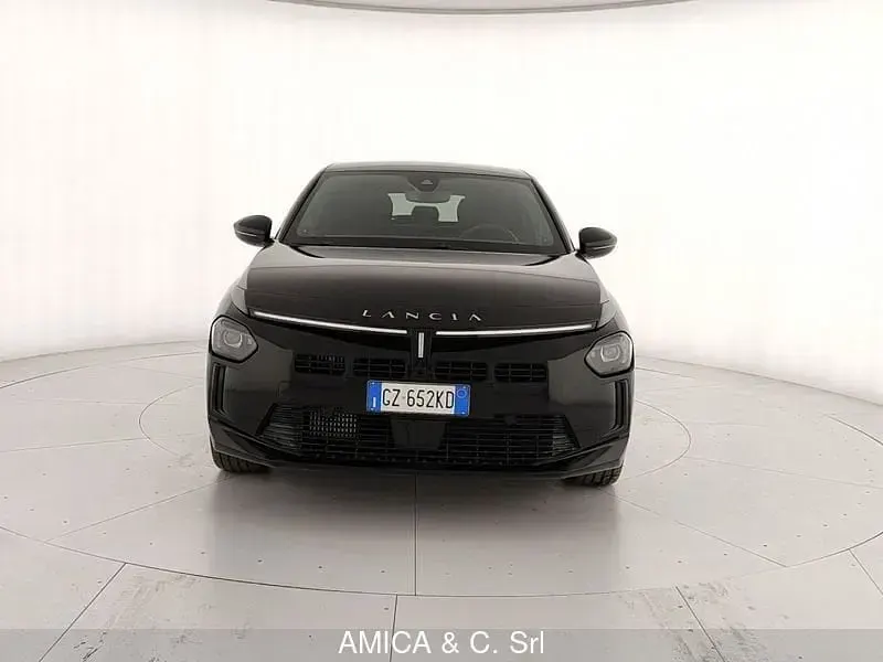 Usata Lancia Ypsilon 110 CV (80 kW) 2025 Grigio Utilitaria