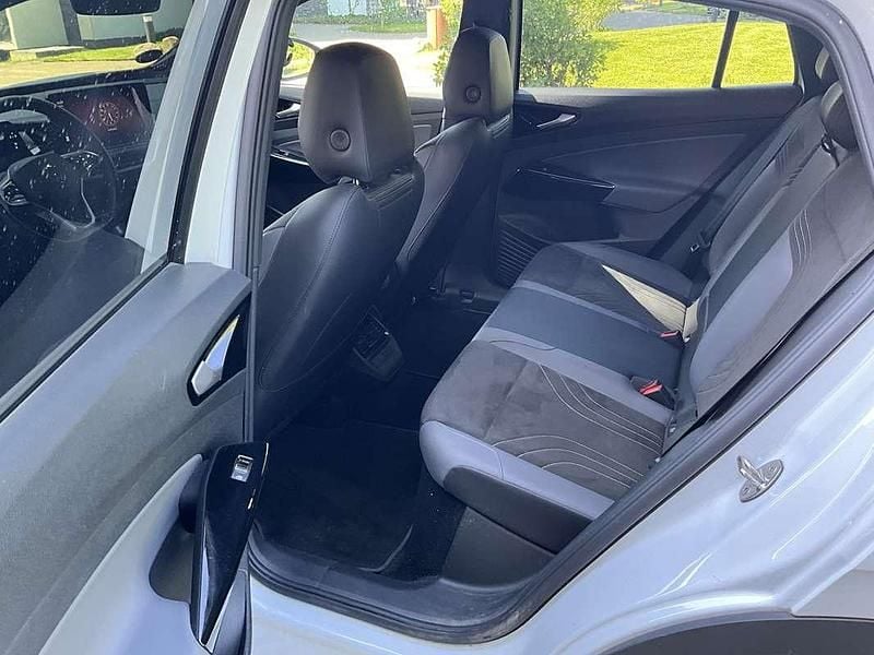 Usata VW ID.5 Pro 77 kW (105 CV) 2022 Bianco SUV