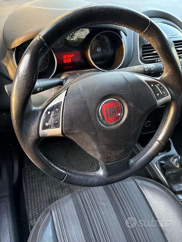 Usata Fiat Punto Evo Active 77 CV (56 kW) 2011 Nero Utilitaria