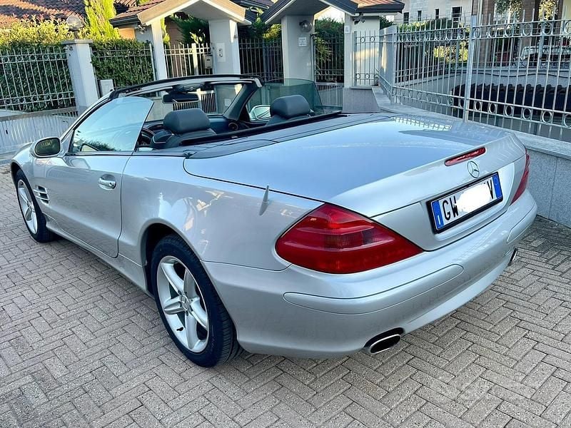 Begagnad Mercedes SL350 245 HK (180 kW) 2003 Cab