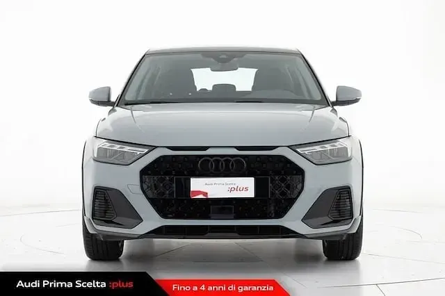 Usata Audi A1 Admired 95 CV (69 kW) 2022 Grigio zinco perla SUV