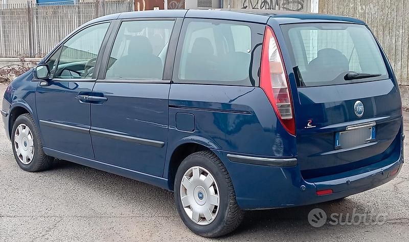 Usata Fiat Ulysse Dynamic 108 CV (79 kW) 2006 Blu Monovolume