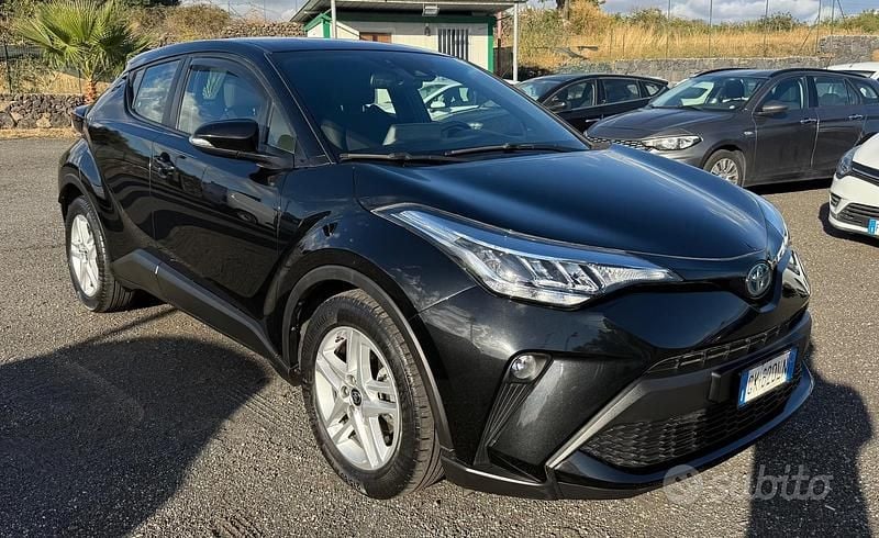Nero Usata 2022 Toyota C-HR Lounge SUV | 20.000 € (Ottimo prezzo) - Immagine 1/4