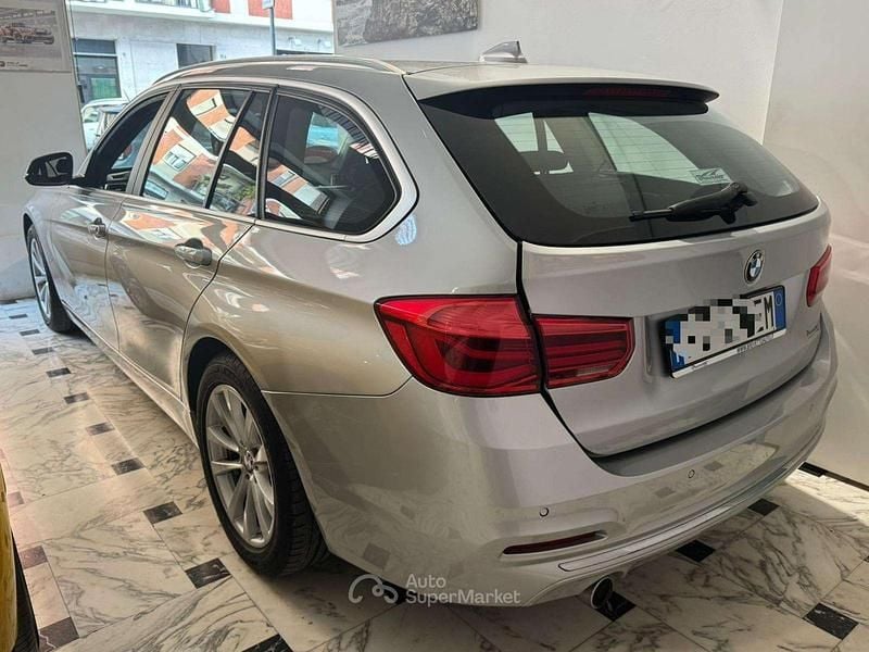 Usata BMW 316 Advantage 116 CV (85 kW) 2018 Grigio Station wagon