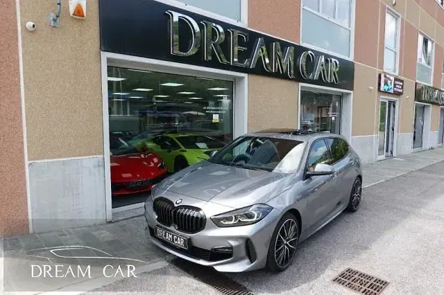 Usata BMW 120 M Sport 190 CV (139 kW) 2020 Grigio metallizzato Utilitaria