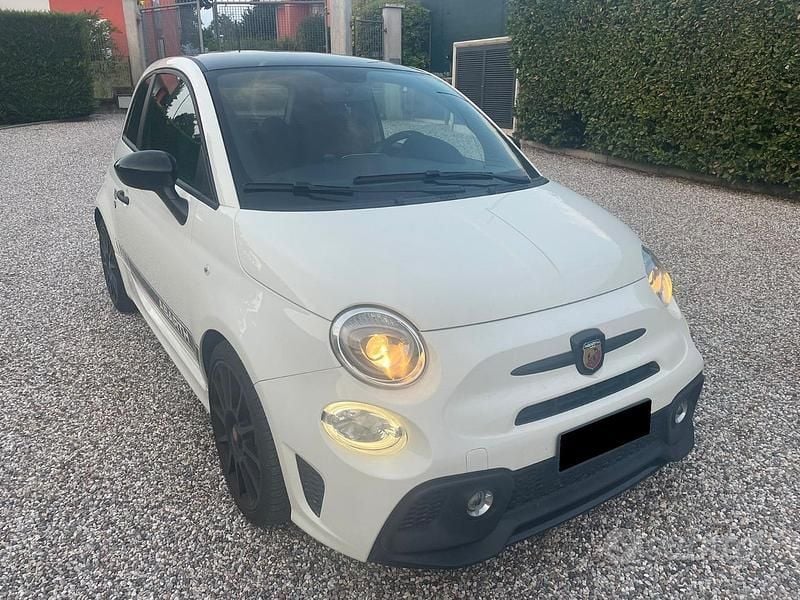 Usata Abarth 595 Esseesse 180 CV (132 kW) 2021 Utilitaria