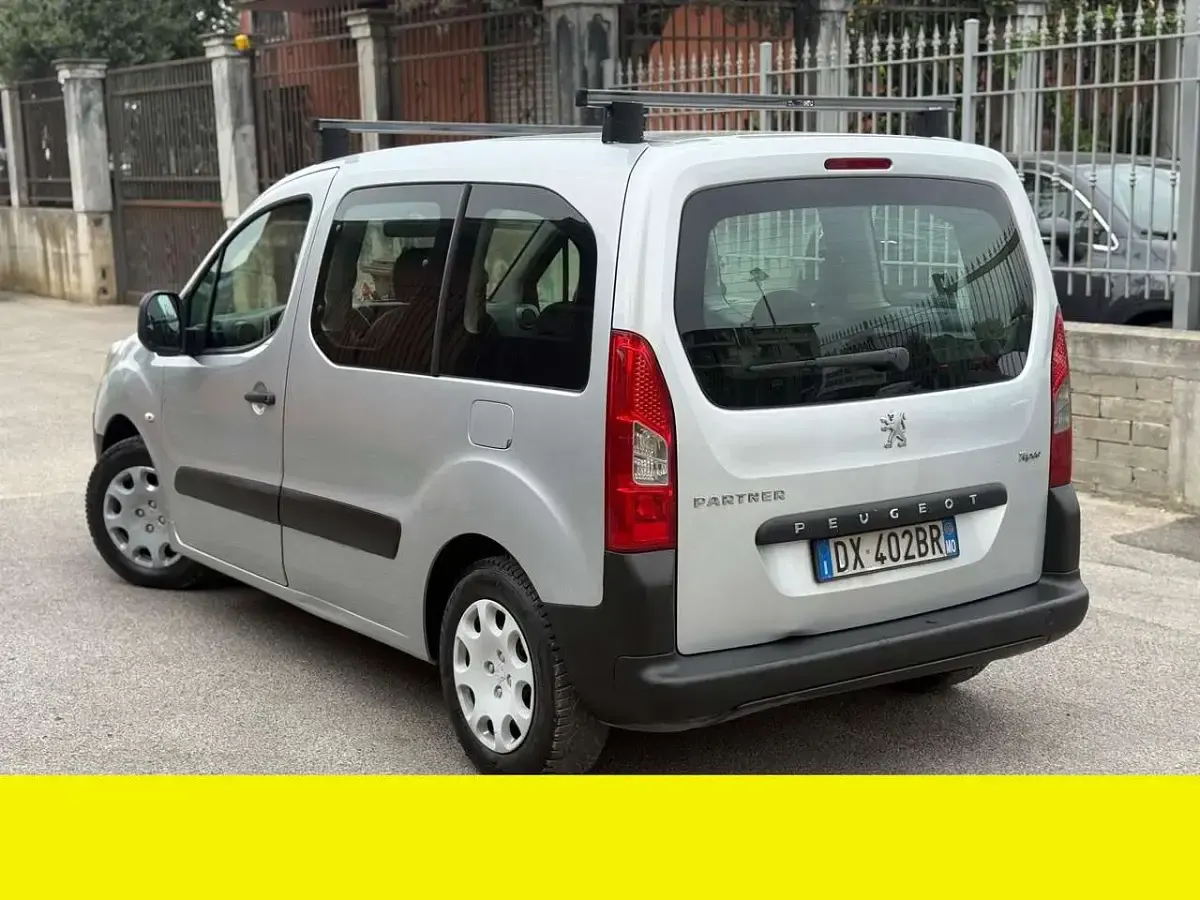 Usata Peugeot Partner 90 CV (66 kW) 2009 Other Monovolume