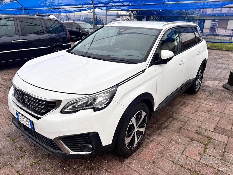 Usata Peugeot 5008 GT-line 120 CV (88 kW) 2018 Bianco SUV