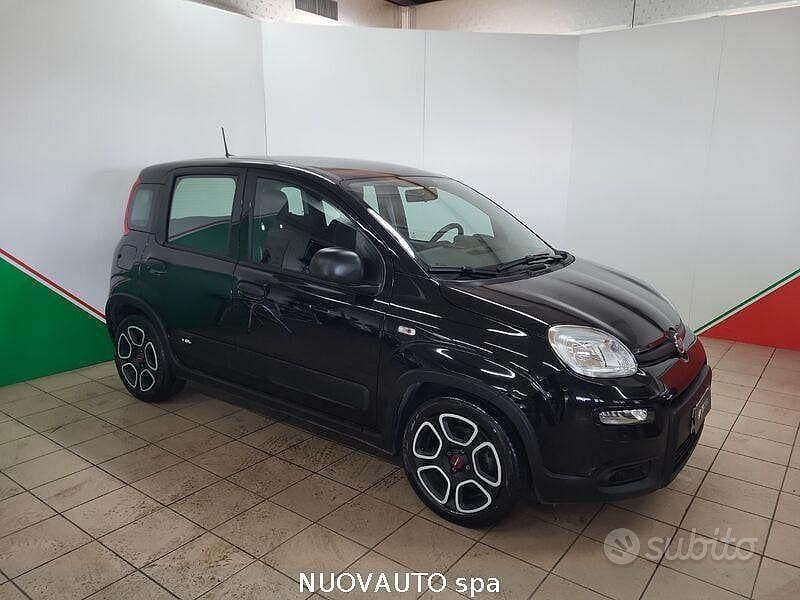 Usata Fiat Panda S 70 CV (51 kW) 2024 Nero Utilitaria