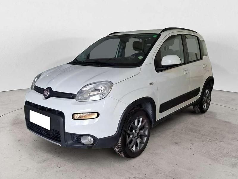 Usata Fiat Panda 4x4 S 95 CV (69 kW) 2016 Bianco Utilitaria