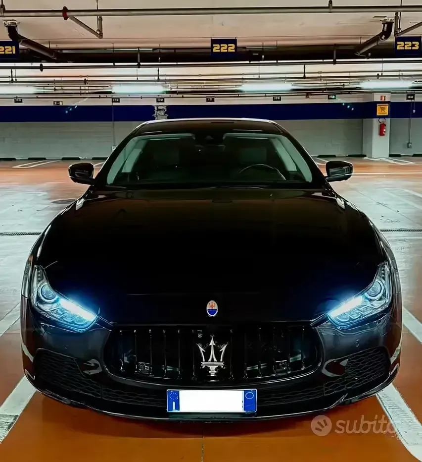 Usata Maserati Ghibli 410 CV (301 kW) 2018 Nero Berlina