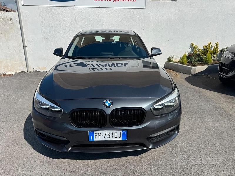 Occasion BMW 118 Efficient Dynamics 150 ch (110 kW) 2018 Gris Citadine