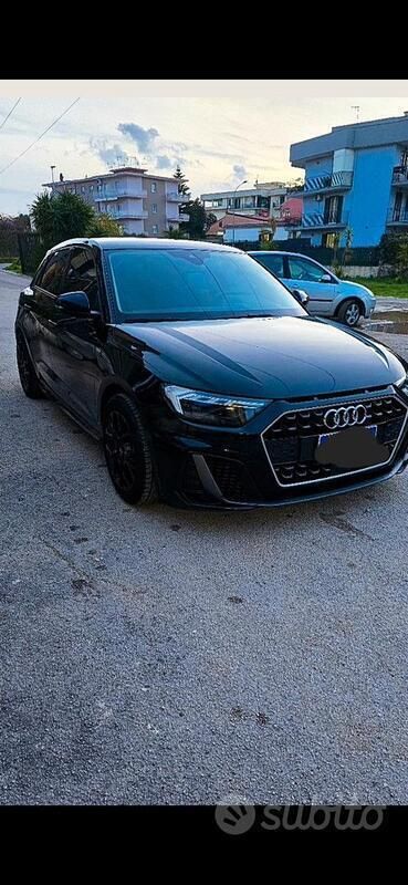 Nero Usata 2020 Audi A1 S-Line Utilitaria | 18.500 € (Buon prezzo) - Immagine 1/4