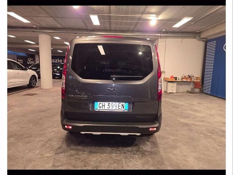 Usata Ford Tourneo Connect Active 120 CV (88 kW) 2022 Magnetic grey Monovolume