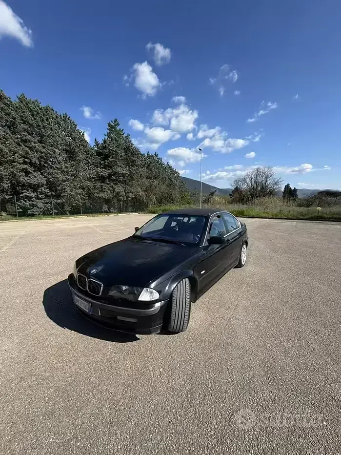 Usata BMW 330 184 CV (135 kW) 2000 Nero Berlina