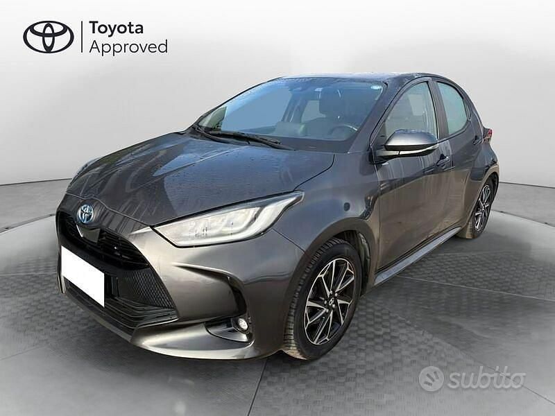 Usata Toyota Yaris Hybrid Trend 2022 Grigio Berlina