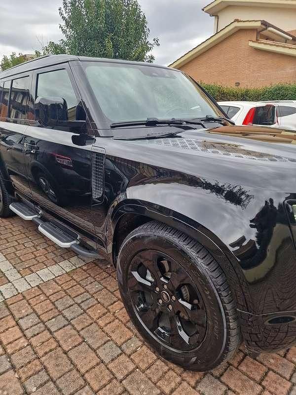 Usata Land Rover Defender 249 CV (183 kW) 2023 Nero SUV