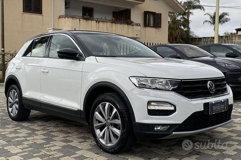 Usata VW T-Roc Style 110 CV (80 kW) 2021 Nero SUV