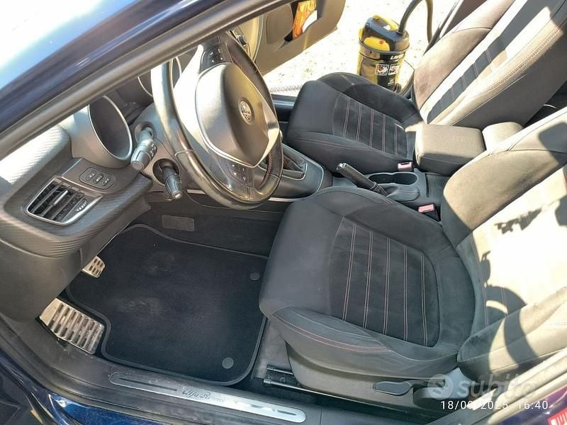 Usata Alfa Romeo Giulietta 120 CV (88 kW) 2019 Blu Berlina