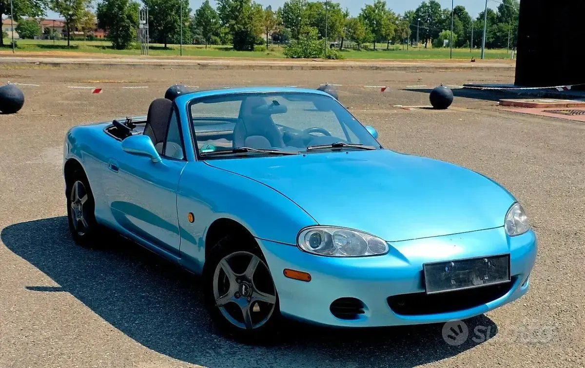 Usata Mazda MX5 110 CV (80 kW) 2003 Cabrio