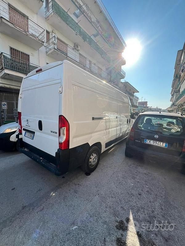 Usata Peugeot Boxer 160 CV (117 kW) 2018 Furgone