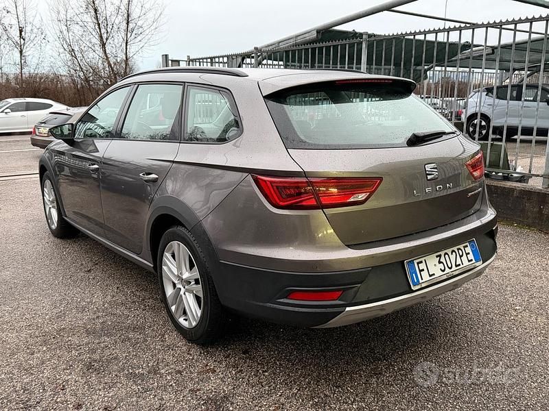 Usata Seat Leon X-Perience 116 CV (85 kW) 2017 Grigio Station wagon