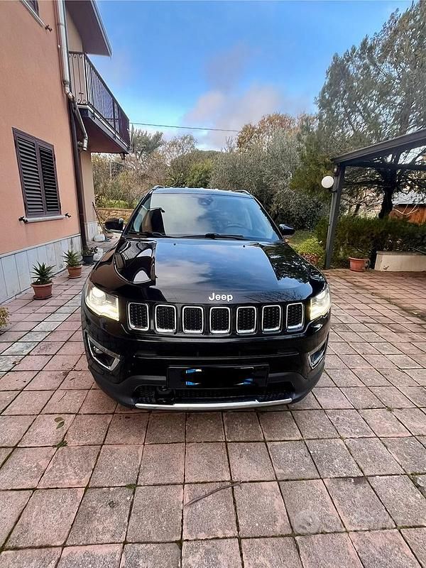Usata Jeep Compass Limited 120 CV (88 kW) 2020 Nero SUV
