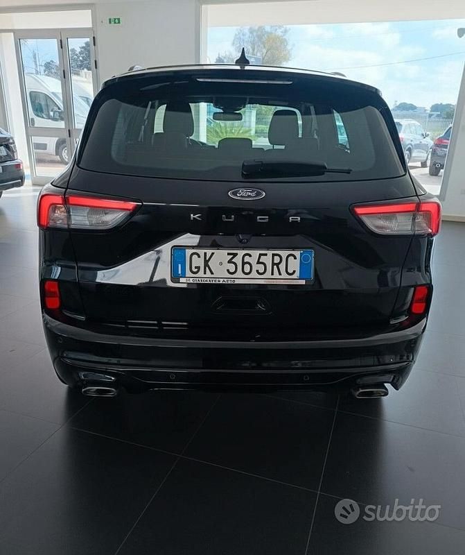 Usata Ford Kuga ST-Line 120 CV (88 kW) 2022 Nero SUV