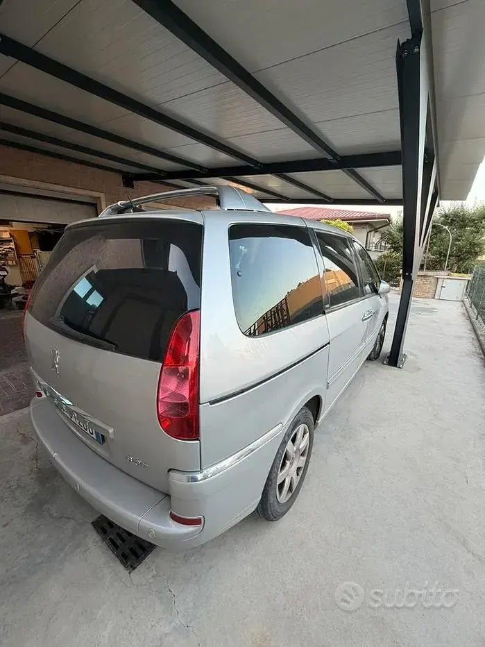 Usata Peugeot 807 136 CV (100 kW) 2008 Grigio Monovolume