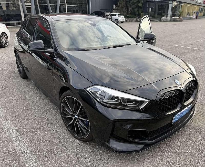 Usata 2022 BMW 135 M Performance Due volumi | 30.900 € (Buon prezzo) - Immagine 1/4