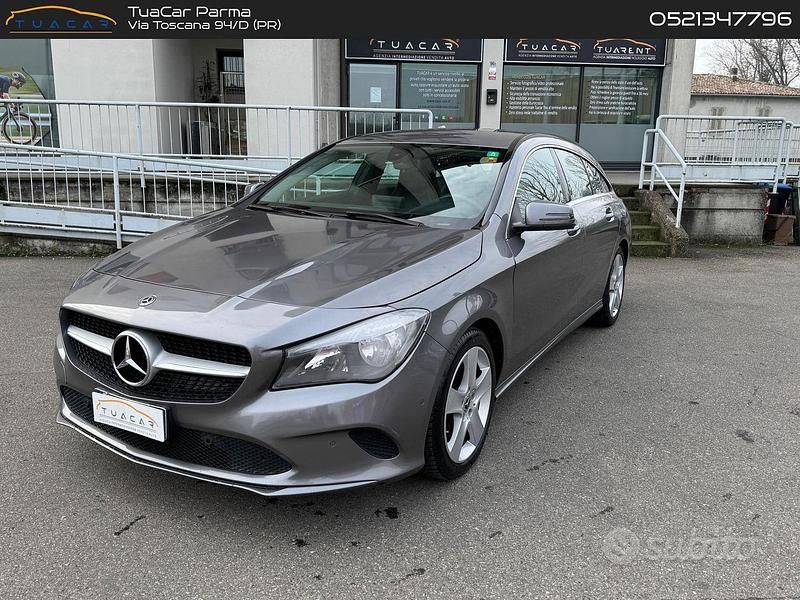 Usata Mercedes CLA180 109 CV (80 kW) 2018 Grigio Berlina