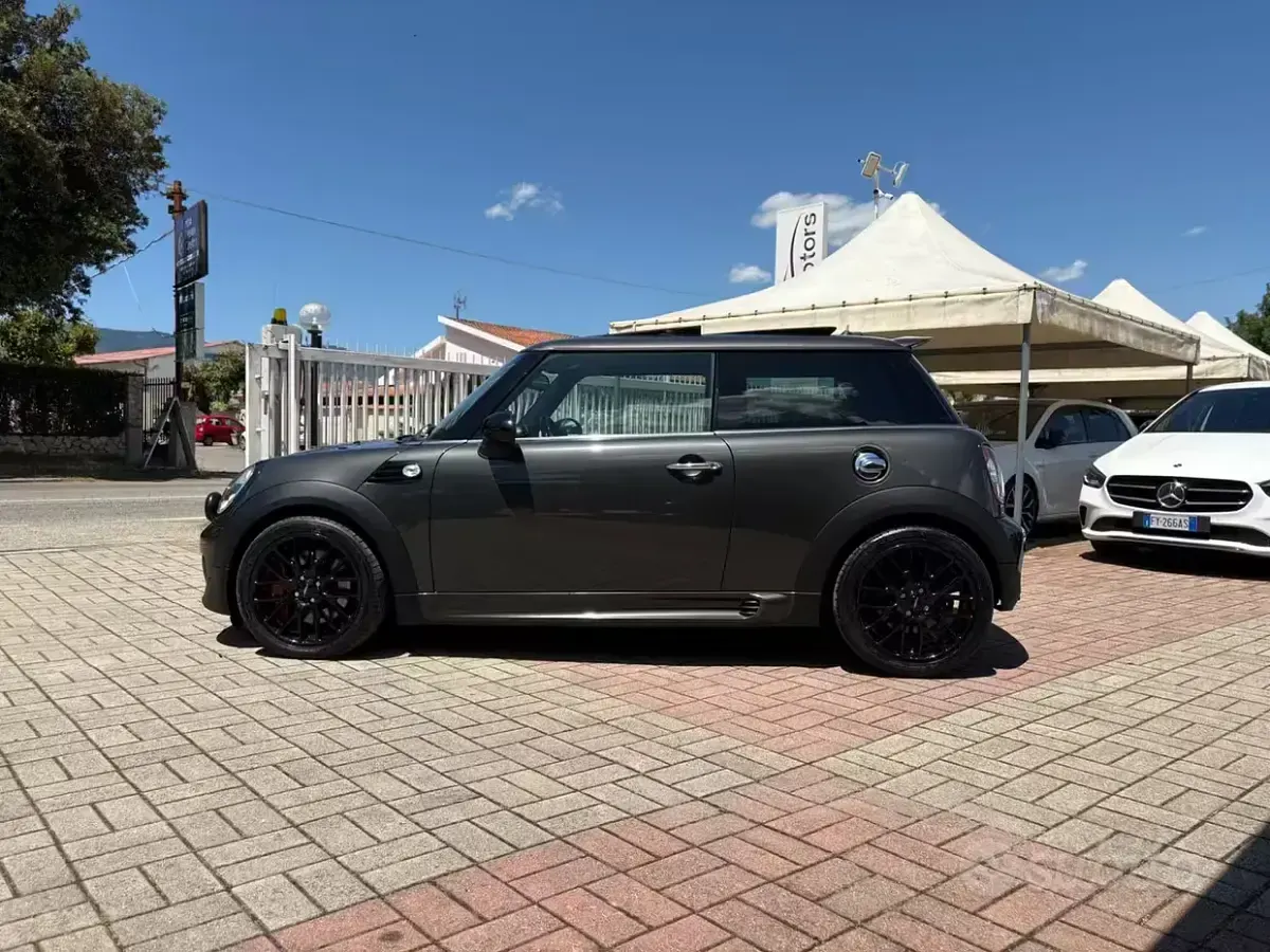 Usata Mini John Cooper Works 211 CV (155 kW) 2011 Grigio Utilitaria