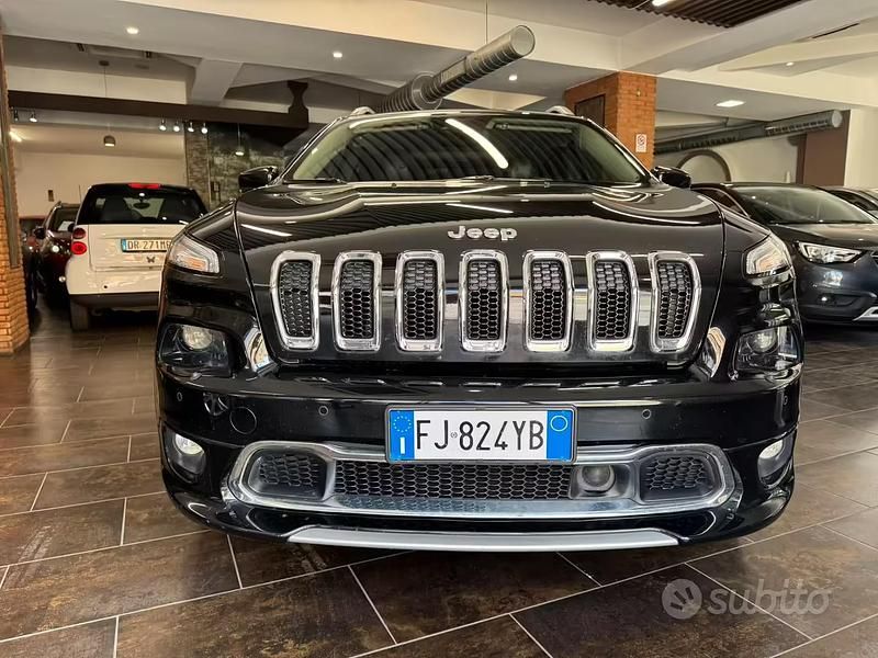 Usata Jeep Cherokee Overland 200 CV (147 kW) 2017 Nero SUV