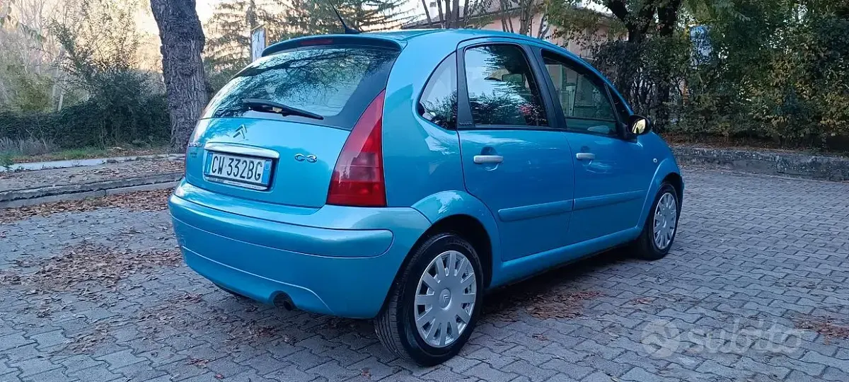 Usata Citroën C3 Exclusive 68 CV (50 kW) 2005 Bluazzurro Berlina