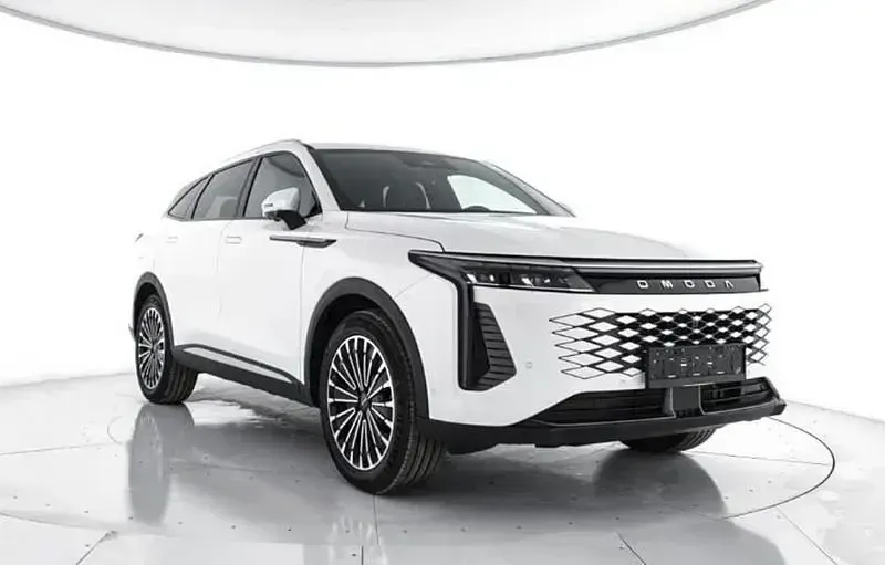 Nuova Omoda 9 537 CV (394 kW) 2026 Bianco SUV