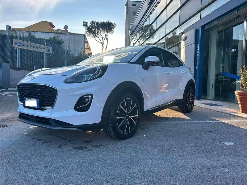 Usata Ford Puma Titanium 125 CV (91 kW) 2022 Frozen white SUV