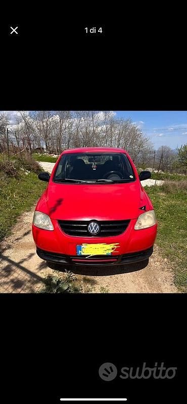 Usata VW Fox 54 CV (39 kW) 2006 Rosso Utilitaria