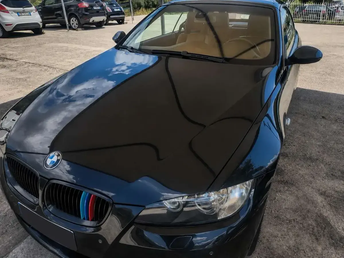 Usata BMW 325 Cabriolet 218 CV (160 kW) 2007 Nero Cabrio