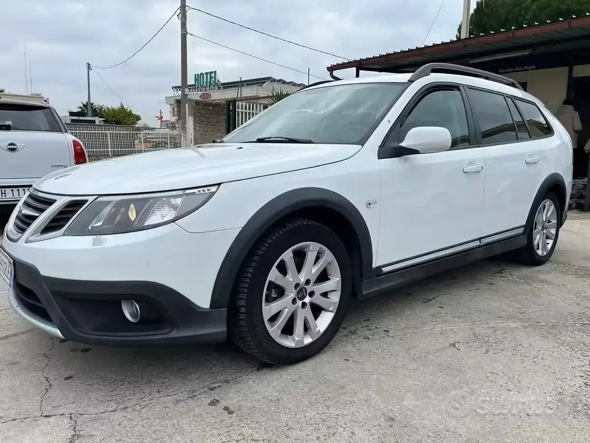 Usata Saab 9-3 Vector 210 CV (154 kW) 2011 Bianco Station wagon