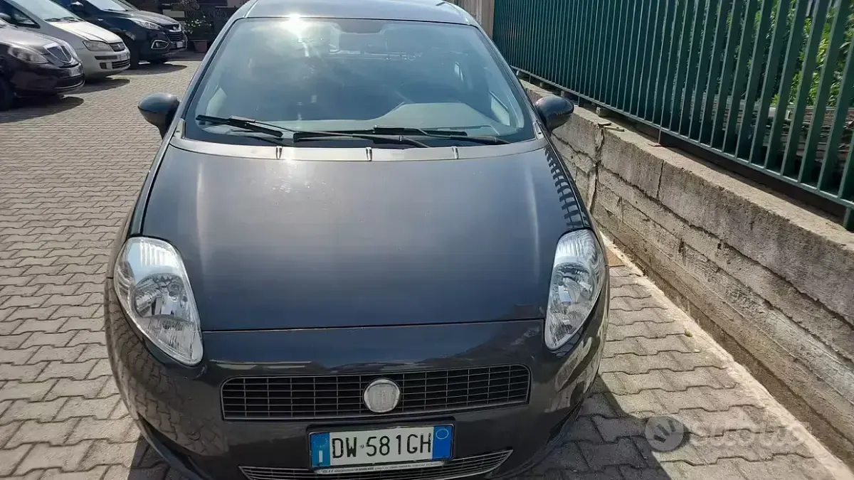 Usata Fiat Grande Punto Active 77 CV (56 kW) 2009 Utilitaria