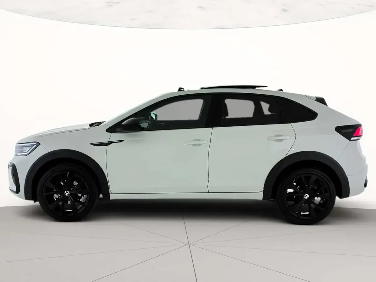 Usata VW Taigo R-line 110 CV (80 kW) 2023 Pure white SUV