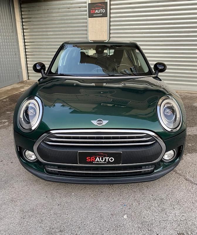Usata Mini One Clubman Hype 116 CV (85 kW) 2016 Verde Station wagon