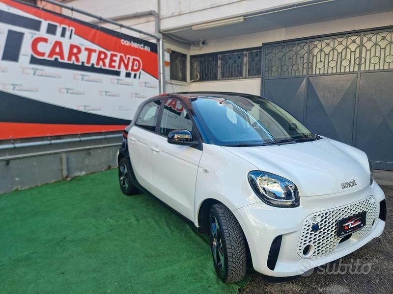 Usata Smart ForFour Electric Drive Passion 41 kW (56 CV) 2020 Bianco Berlina