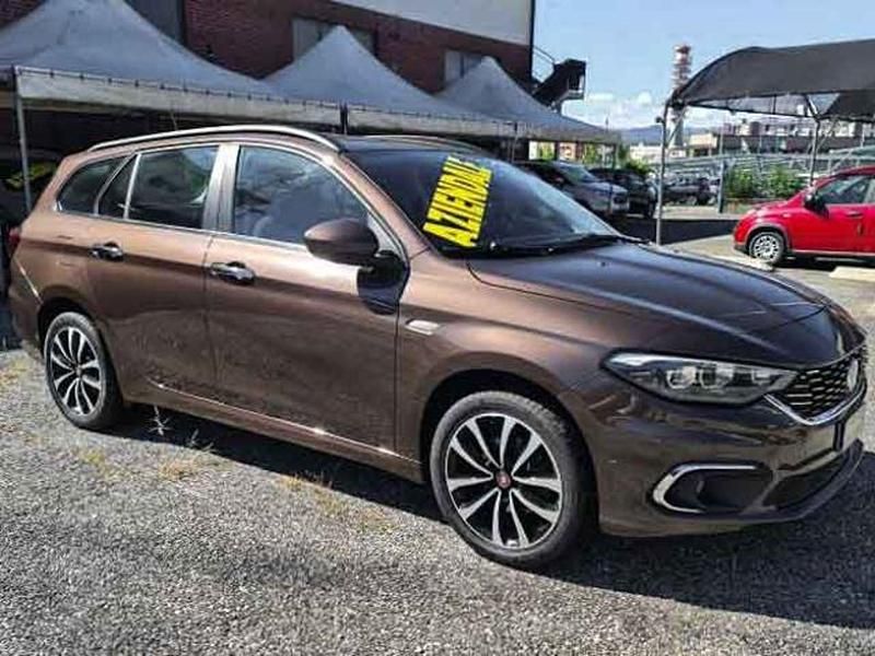 Usata Fiat Tipo Business 120 CV (88 kW) 2020 Bronzo Station wagon