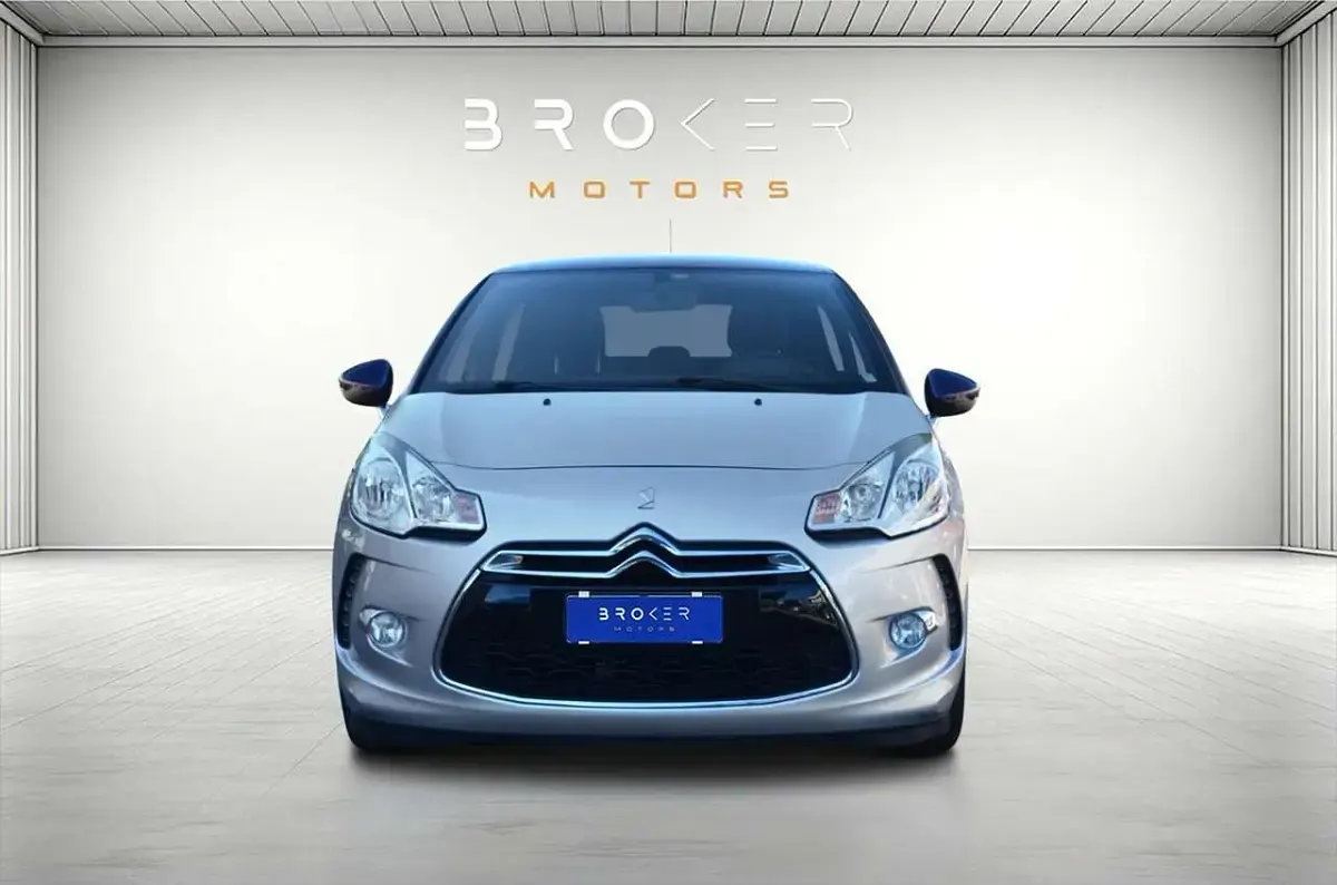 Usata Citroën DS3 So Chic 82 CV (60 kW) 2013 Grigio Berlina